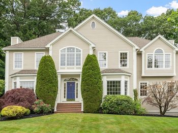 33 Nutmeg Ln