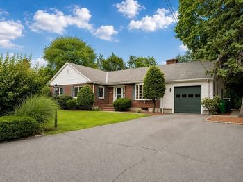 56 Brookdale Rd