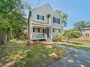 615 Front St