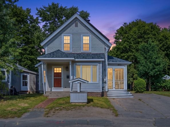 16 Linwood St, Holbrook MA 02343
