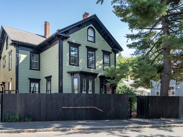 102 River St 2, Cambridge MA 02139