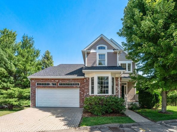 7 Riverwalk Ln 7, Walpole MA 02032
