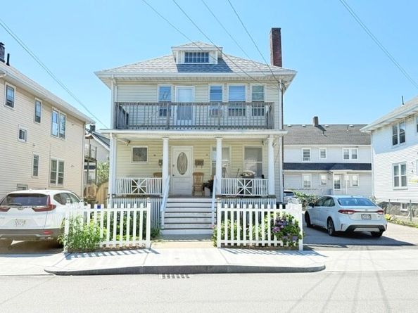 40 Woodbine St, Quincy MA 02170