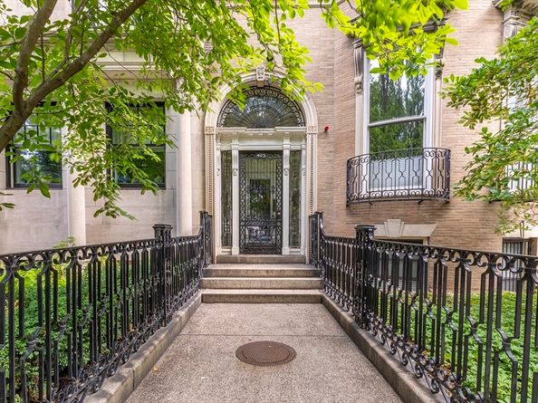 405 Commonwealth Ave 2, Boston MA 02215