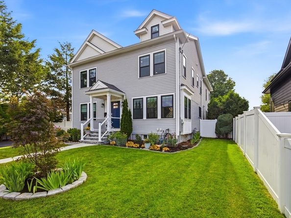 19 Manhattan Ter, Newton MA 02465