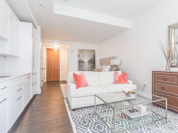 22 Liberty Dr 2L, Boston MA 02210