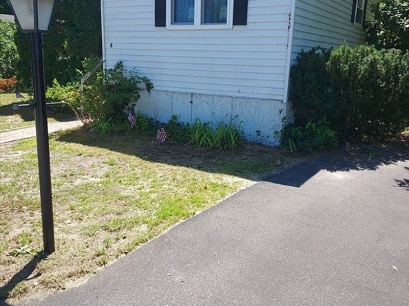 8 Jefferson Way, Carver MA 02330