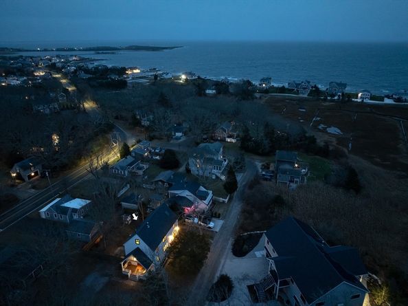 8 Pine St, Mattapoisett MA 02739