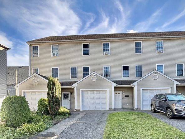 33 Sigel B, Worcester MA 01610