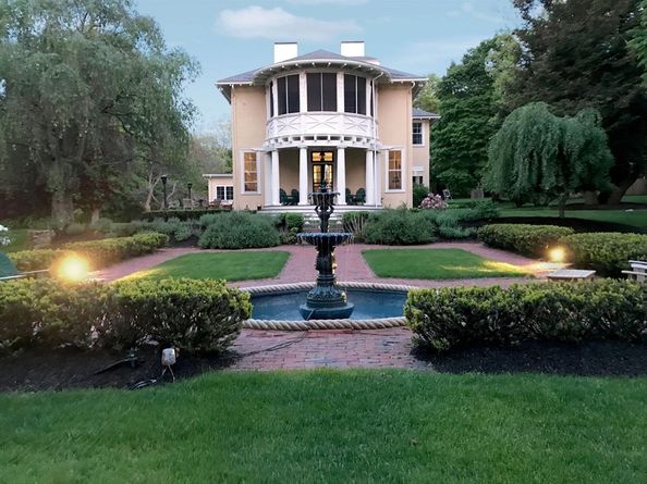 5 Main Dr, Wenham MA 01984