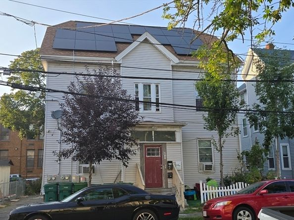 103 Warren St, Lynn MA 01905