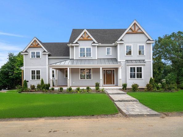 2 Stephanie Street, Burlington MA 01803