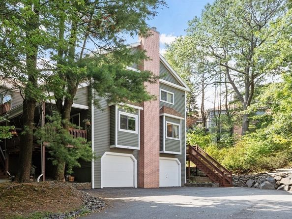 32 Whalers C, Salem MA 01970