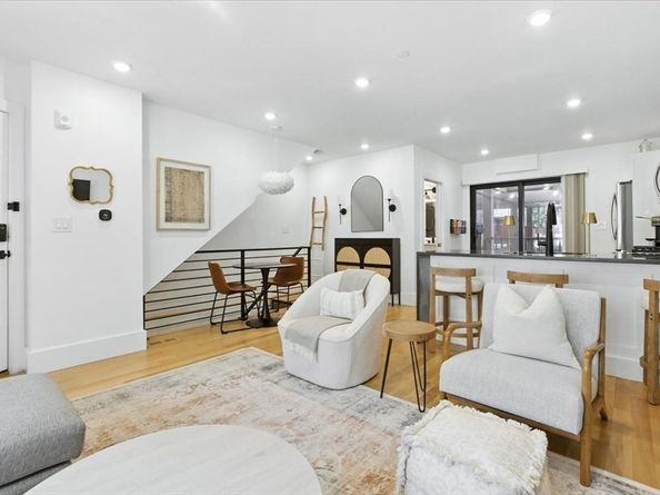 4 - 6 Everett Place 1, Boston MA 02128