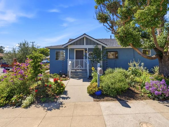 703 Seaside Street, Santa Cruz CA 95060
