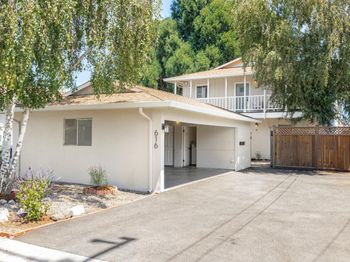 616 Oak Drive