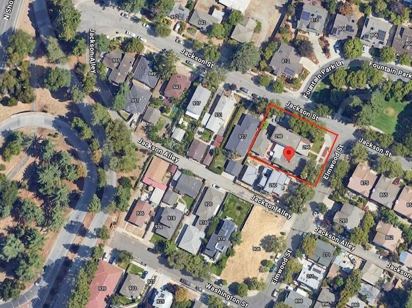 284 Elmwood Street, Mountain View CA 94043