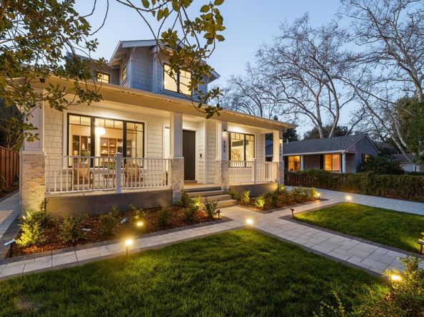 985 Lincoln Avenue, Palo Alto CA 94301