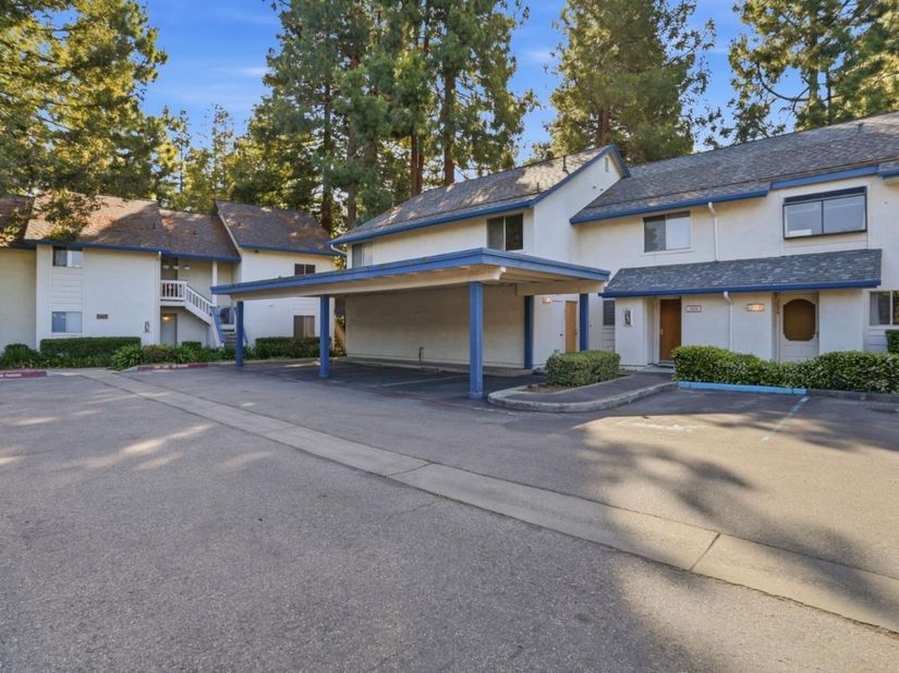 1028 Summermist Court, San Jose CA 95122