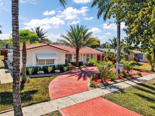 5300 Grant St, Hollywood FL 33021