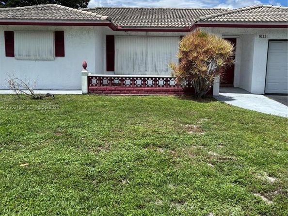 8111 NW 92nd Ave, Tamarac FL 33321