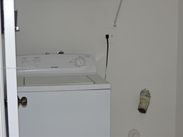 Undisclosed Address #A11672411, Miami FL 33193