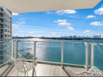 1100 West Ave
