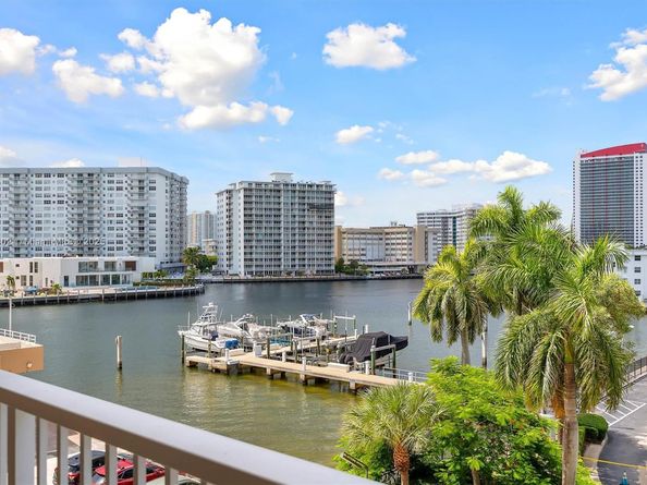 1965 S Ocean Dr 3L, Hallandale Beach FL 33009