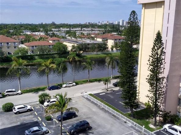 2025 NE 164th St 806, North Miami Beach FL 33162