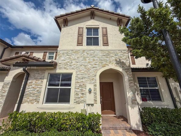 12440 NW 23rd Ct, Miami FL 33167