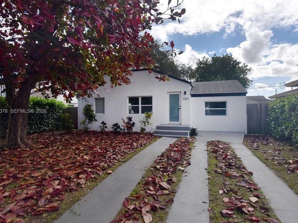 1084 NW 66th St, Miami FL 33150
