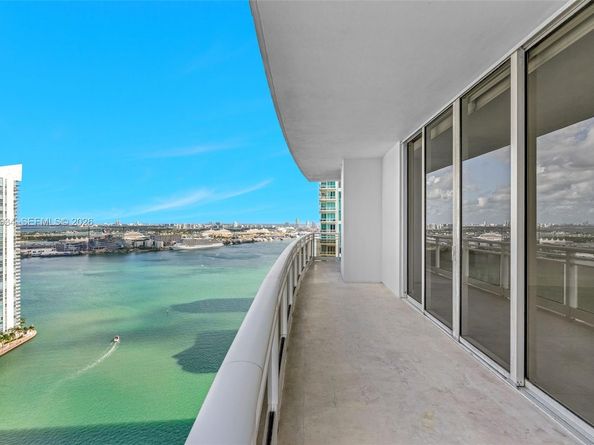 901 Brickell Key Blvd 3206, Miami FL 33131