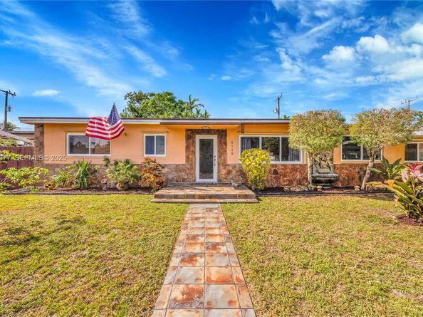 4110 W 7th Ln, Hialeah FL 33012