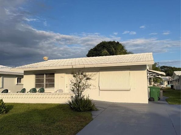 7004 NW 67th Ave, Tamarac FL 33321