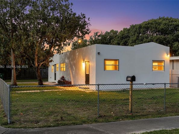 Undisclosed Address #A11927382, Opa-Locka FL 33054