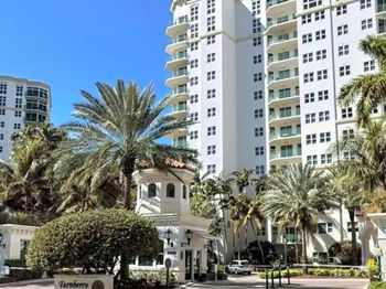 19900 E Country Club Dr