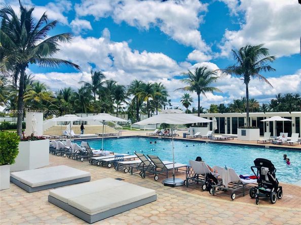 10275 Collins Ave 427, Bal Harbour FL 33154