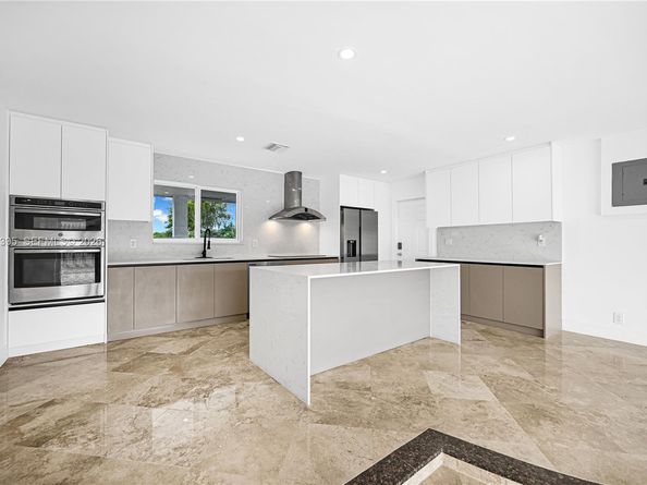 5510 NE 18th Ave, Fort Lauderdale FL 33334