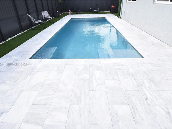 630 N 66th Ave, Hollywood FL 33024