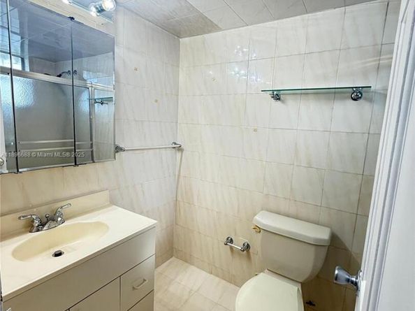 8000 Harding Ave 5F, Miami Beach FL 33141