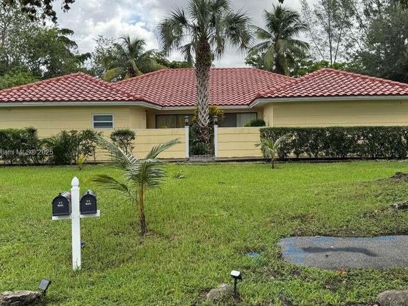 3405 NW 82nd Ave, Coral Springs FL 33065