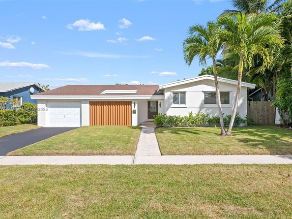 3207 Wilson St, Hollywood FL 33021