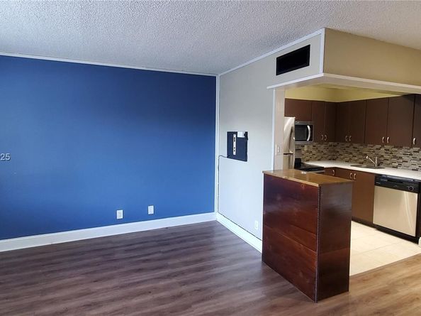 1400 NE 54th St 106, Fort Lauderdale FL 33334