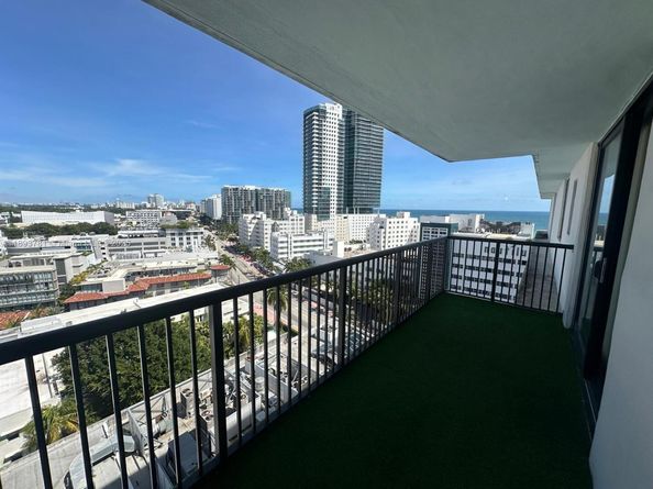 1800 Collins Ave 15B, Miami Beach FL 33139