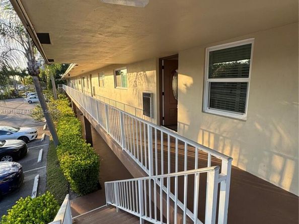 7605 W Atlantic Blvd 207, Margate FL 33063