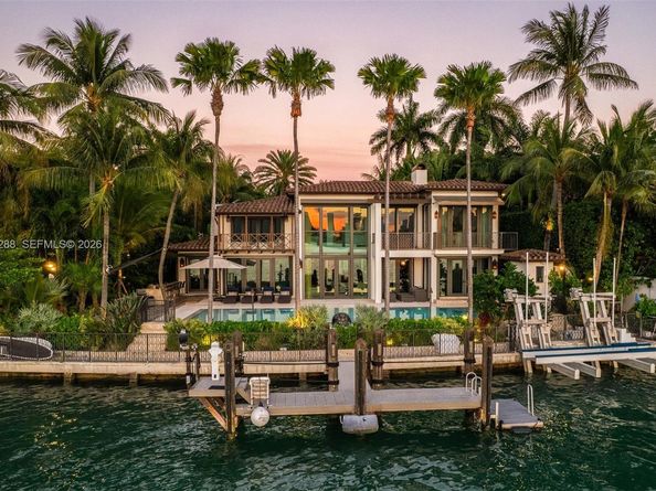 34 W Dilido Dr, Miami Beach FL 33139