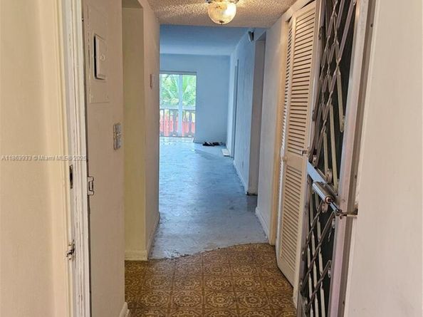 Undisclosed Address #A11863933, Hallandale Beach FL 33009