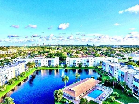 414 SE 10th St 103, Dania Beach FL 33004