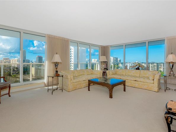 2751 S Ocean Dr 1108N, Hollywood FL 33019
