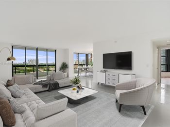 3500 Mystic Pointe Dr